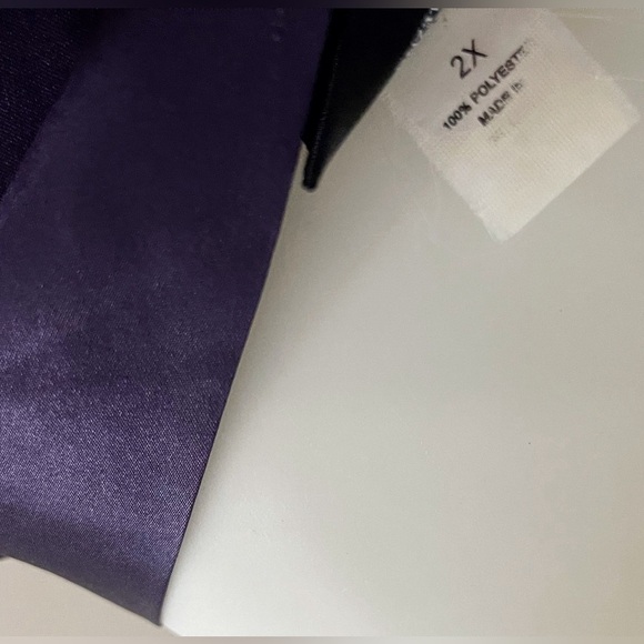 Frederick's of Hollywood Purple Satin Robe Kimono Style - Picture 4 of 6